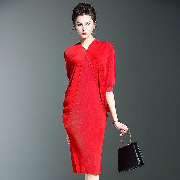 new summer and autumn women's beauty fashion commuter v-neck temperament large size bat sleeve pleated mid-length dresses, Black;gray
new summer and autumn women's beauty fashion commuter v-neck temperament large size bat sleeve pleated mid-length dresses, Black;gray