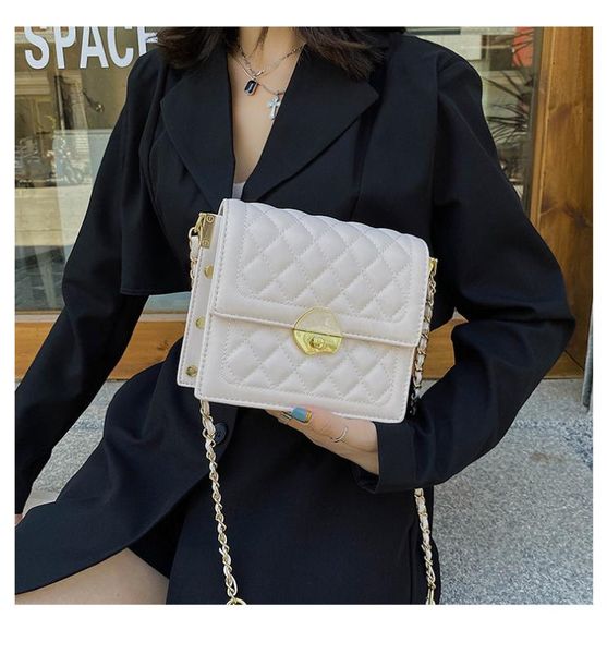spring summer woman trendy retro handbags pu leather zipper shoulder bag female bolsa vintage hobo women small hand bag
spring summer woman trendy retro handbags pu leather zipper shoulder bag female bolsa vintage hobo women small hand bag