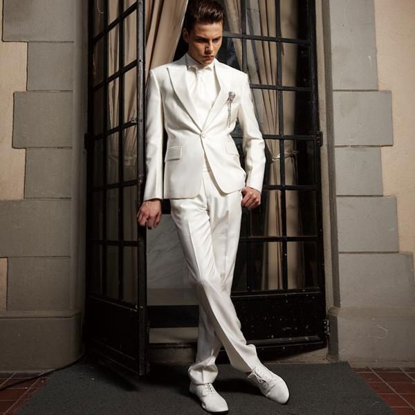 italian ivory satin men suits for wedding terno masculino 2piece(jacket+pants)groom tuxedo suits men blazers tailored costume homme, Black;gray
italian ivory satin men suits for wedding terno masculino 2piece(jacket+pants)groom tuxedo suits men blazers tailored costume homme, Black;gray