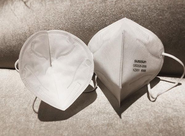 in stock kn95 face mask ce certificate with respirator valve ffp2 mask anti dustprotective dustproof pm2.5 protective mask
in stock kn95 face mask ce certificate with respirator valve ffp2 mask anti dustprotective dustproof pm2.5 protective mask