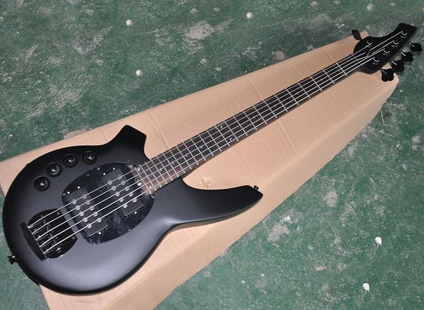 left handed 5 strings black electric bass with 2 pickups,rosewood fretboard,can be customized as requested
left handed 5 strings black electric bass with 2 pickups,rosewood fretboard,can be customized as requested
