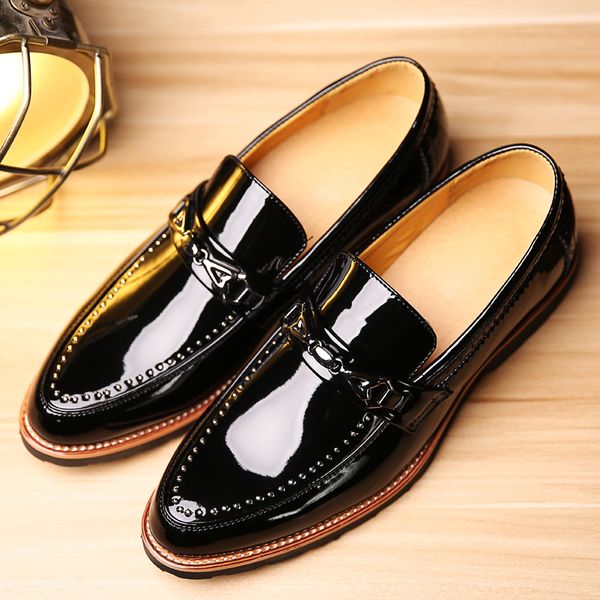 dress shoes men elegant social shoe male italian designer pointed slip on shoes party metal decorations leather black blue
dress shoes men elegant social shoe male italian designer pointed slip on shoes party metal decorations leather black blue