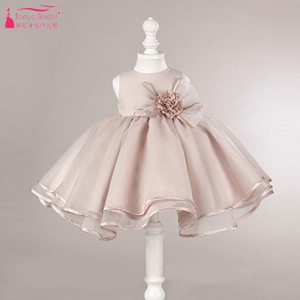 цветок девочка платье для венчания и партий девушек милой bany pageant платья день рождения партии износа на складе zf063, Red;yellow
цветок девочка платье для венчания и партий девушек милой bany pageant платья день рождения партии износа на складе zf063, Red;yellow