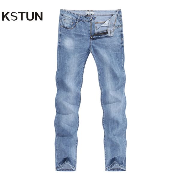 2020 jeans men fashion business casual straight slim fit ultrathin breathable stretch light blue summer denim pants jeans male
2020 jeans men fashion business casual straight slim fit ultrathin breathable stretch light blue summer denim pants jeans male