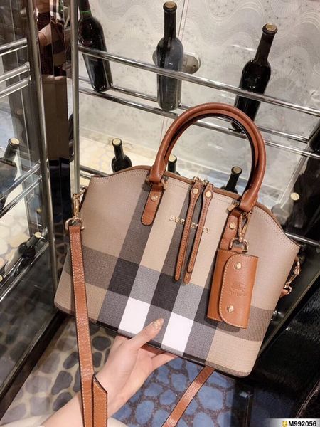 Women Messenger Bags Women handbags Vintage Handbag Casual Shoulder Bag Tote Fashion Bags Purse Wallet Leather Bags For Women 2019 Wallet
Women Messenger Bags Women handbags Vintage Handbag Casual Shoulder Bag Tote Fashion Bags Purse Wallet Leather Bags For Women 2019 Wallet
