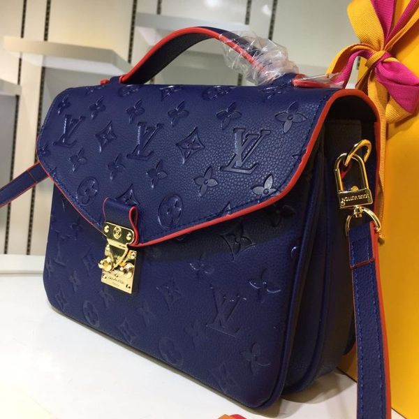 The new 2017 the european and american fa hion female bag houlder bag inclined houlder bag m chain package 25 19 9cm
The new 2017 the european and american fa hion female bag houlder bag inclined houlder bag m chain package 25 19 9cm