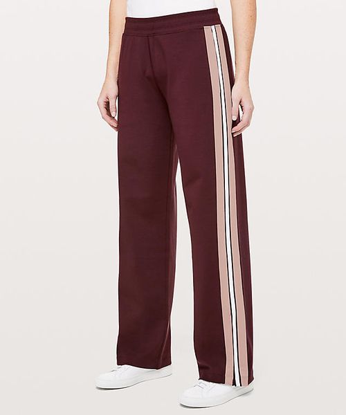 2020 йога брюки high gym спорт ослабленный леди свободные брюки женщины gym sweatpants на открытом воздухе бег замести следы брюки повседнев, Black;red
2020 йога брюки high gym спорт ослабленный леди свободные брюки женщины gym sweatpants на открытом воздухе бег замести следы брюки повседнев, Black;red