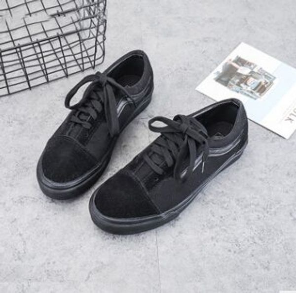 big size 35 to 45 suede canvas shoes fashion canvas shoes good quality zapatillas brand shoes for men and women, Black
big size 35 to 45 suede canvas shoes fashion canvas shoes good quality zapatillas brand shoes for men and women, Black
