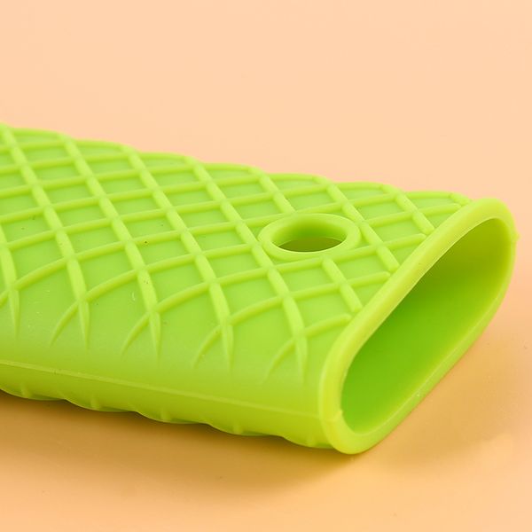 2020 newarrive unique kitchen tools silicone pot pan handle saucepan holder sleeve slip cover grip cookware parts cookware parts
2020 newarrive unique kitchen tools silicone pot pan handle saucepan holder sleeve slip cover grip cookware parts cookware parts