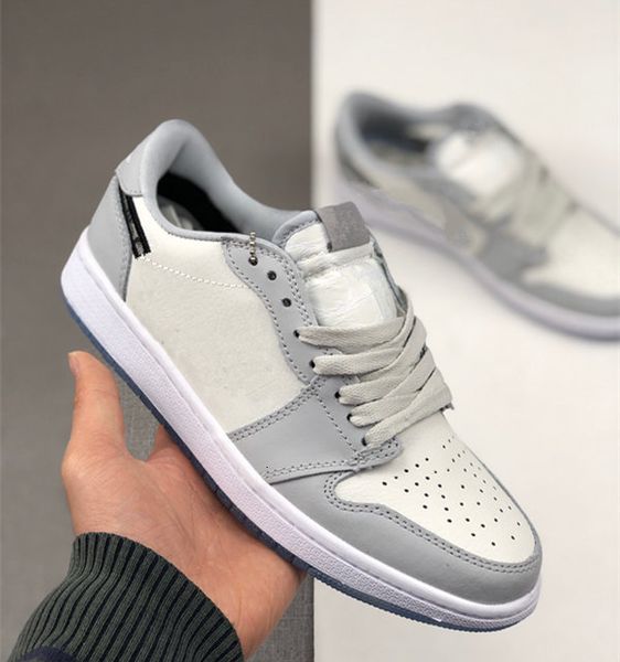 wholesale with box 2020 new og grey white 1s i men women low basketball shoes outdoor trainers good quality size 36-45
wholesale with box 2020 new og grey white 1s i men women low basketball shoes outdoor trainers good quality size 36-45