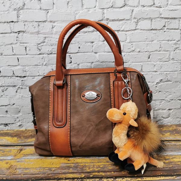 2019 vintage genuine leather bags women real leather handbags casual tote big capacity women shoulder bag satchel ladies handbag
2019 vintage genuine leather bags women real leather handbags casual tote big capacity women shoulder bag satchel ladies handbag