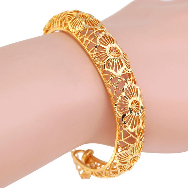ethiopian bangle for women gold color hollow flower jewelry ornaments exquisite pattern europe and the united states bracelet, White
ethiopian bangle for women gold color hollow flower jewelry ornaments exquisite pattern europe and the united states bracelet, White