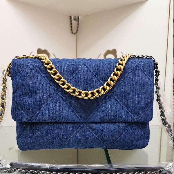 Hot new fashion ladies belt bag chain messenger bag small shoulder bags denim diamond washed retro craft shoulder bags 30cm
Hot new fashion ladies belt bag chain messenger bag small shoulder bags denim diamond washed retro craft shoulder bags 30cm