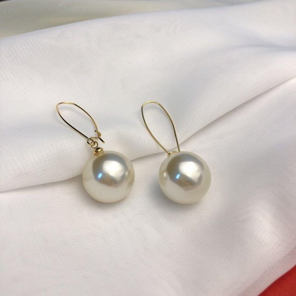 simple pendant earrings handmade zircon pearl luxury jewelry 18k gold plated brass earrings stud earrings for women asymmetric earring chri, Golden;silver
simple pendant earrings handmade zircon pearl luxury jewelry 18k gold plated brass earrings stud earrings for women asymmetric earring chri, Golden;silver