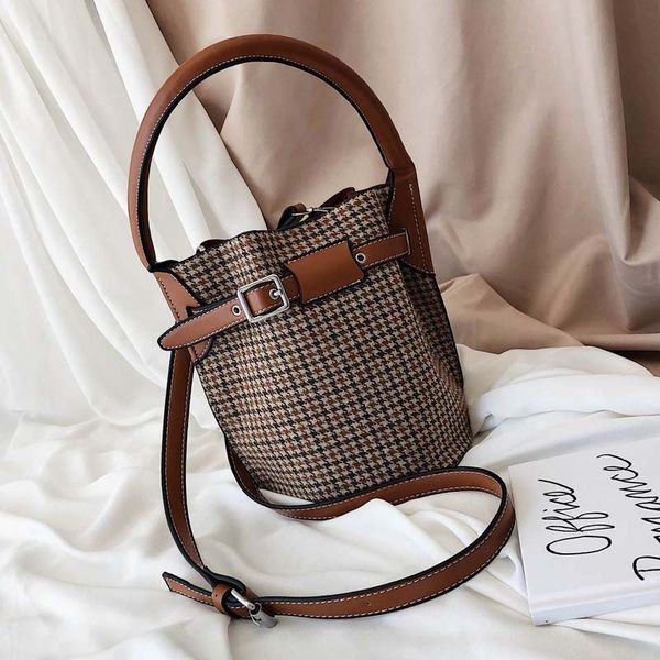 women handbag 2019 new luxury designer vintage plaid crossbody messenger bag fashion casual small tote bucket bag
women handbag 2019 new luxury designer vintage plaid crossbody messenger bag fashion casual small tote bucket bag