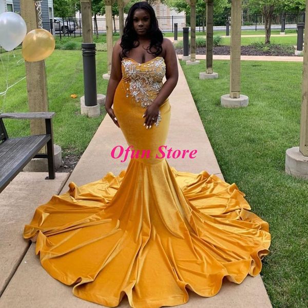 gorgeous beaded crystal velvet gold prom dresses plus size sweetheart neck ruched sweep train mermaid special occasion dress for party wear, Black
gorgeous beaded crystal velvet gold prom dresses plus size sweetheart neck ruched sweep train mermaid special occasion dress for party wear, Black