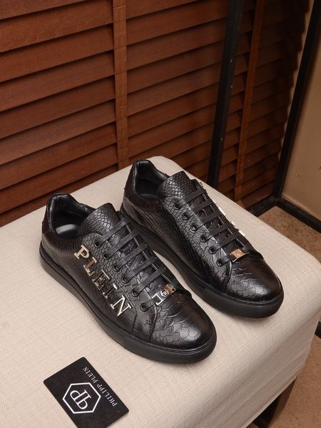 2020 platform men's designer shoes luxury retro men's shoes red bottom three-in-one casual shoes air cushion basketball sneakers04
2020 platform men's designer shoes luxury retro men's shoes red bottom three-in-one casual shoes air cushion basketball sneakers04