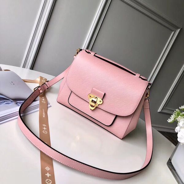 qaulity m53336 size 28..20..10cm italy designer fashion shoulder bag silk lining with dust bag package ng
qaulity m53336 size 28..20..10cm italy designer fashion shoulder bag silk lining with dust bag package ng