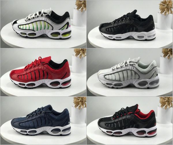2019 New Tailwind IVSUPREME IV MV white mens running shoes Designer Green trainers Tailwind IV Sneakers shoes 40-45
2019 New Tailwind IVSUPREME IV MV white mens running shoes Designer Green trainers Tailwind IV Sneakers shoes 40-45