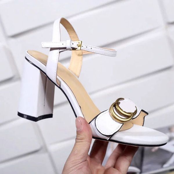 with box woman slippers heels shoe sandals real leather slippers fashion scuffs slippers casual shoes for women 26, Black
with box woman slippers heels shoe sandals real leather slippers fashion scuffs slippers casual shoes for women 26, Black