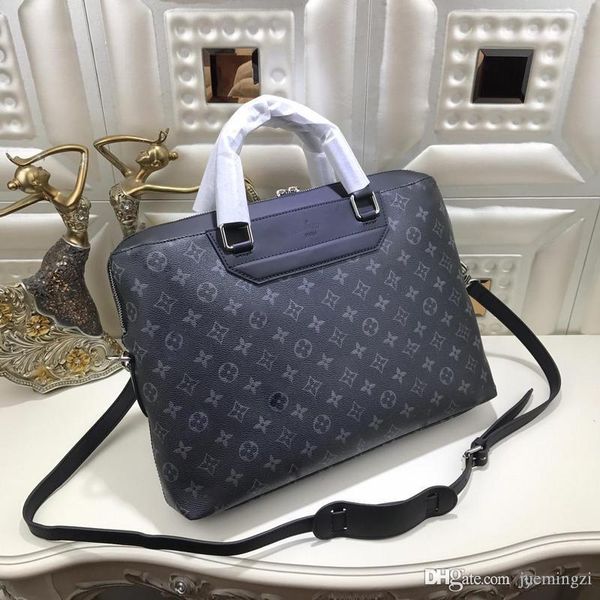 lovuitto designer monograms eclipse district pm m44222 messenger bag odyssey bag size:37 x 28x 7cm
lovuitto designer monograms eclipse district pm m44222 messenger bag odyssey bag size:37 x 28x 7cm