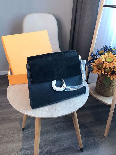 designer purse chloa fashion totes ring style fashion purse women luxury purse handbags with box
designer purse chloa fashion totes ring style fashion purse women luxury purse handbags with box