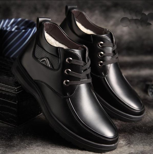 мужчины зимняя обувь 2019 модные бизнес кожаные мужские зимние ботинки утолщенной, чтобы согреться сексуальные мужские британский стиль хлоп, Black 
мужчины зимняя обувь 2019 модные бизнес кожаные мужские зимние ботинки утолщенной, чтобы согреться сексуальные мужские британский стиль хлоп, Black