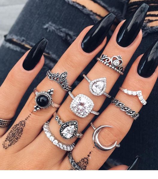 vintage carved crown geometric water drop moon antique silver crystal ring set fashion women lady bohemian summer midi rings set
vintage carved crown geometric water drop moon antique silver crystal ring set fashion women lady bohemian summer midi rings set