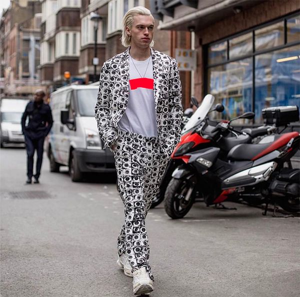 2018 летней перевернутого логотип box логотип футболки american мужчины женщина футболка скейтборд тенниска хлопок с коротким рукав бесплатн, White;black
2018 летней перевернутого логотип box логотип футболки american мужчины женщина футболка скейтборд тенниска хлопок с коротким рукав бесплатн, White;black