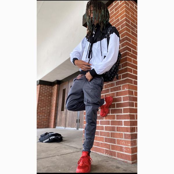 мужские куртки конструктора мода письмо печати толстовка открытый sportwear с длинными рукавами осень на молнии ветровка для мальчиков 5 цве, Black
мужские куртки конструктора мода письмо печати толстовка открытый sportwear с длинными рукавами осень на молнии ветровка для мальчиков 5 цве, Black