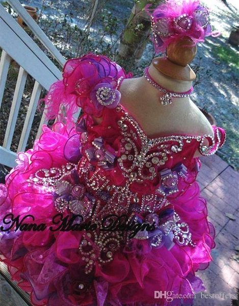 2020 cute girls pageant mini ball gowns v neck with beads rhinestones ruffles organza crystal toddler cupcake gowns kids formal wear ba4465, White;red
2020 cute girls pageant mini ball gowns v neck with beads rhinestones ruffles organza crystal toddler cupcake gowns kids formal wear ba4465, White;red