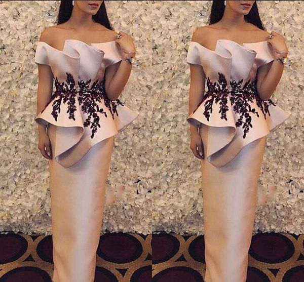 designer peplum black applique evening dresses women off shoulder open back sheath elegant formal evening gowns special occasion prom dress, Black;red
designer peplum black applique evening dresses women off shoulder open back sheath elegant formal evening gowns special occasion prom dress, Black;red