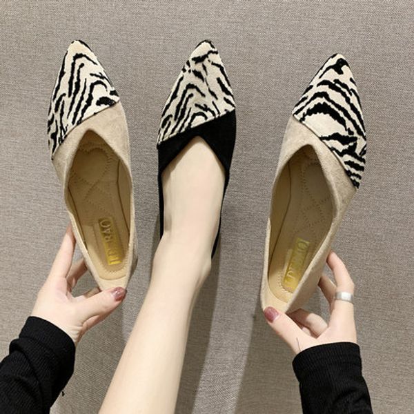 single shoes 2020 spring new pointed zebra pattern wild european and american flat shoes korean shallow mouth women's, Black
single shoes 2020 spring new pointed zebra pattern wild european and american flat shoes korean shallow mouth women's, Black