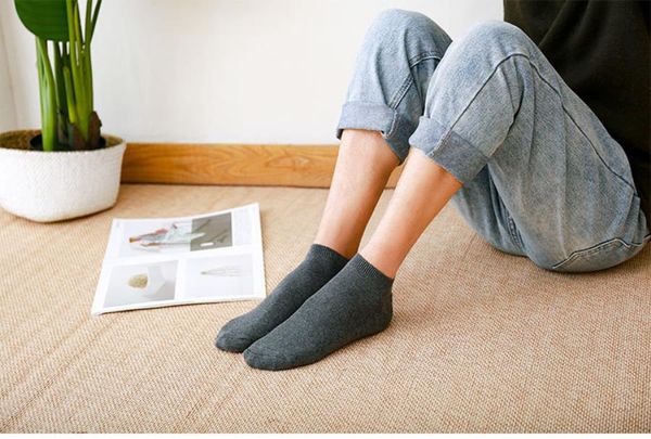 2020 fashion new black mens designer socks personality simplicity men's socks white sock man sock slippers socken made in china n030701
2020 fashion new black mens designer socks personality simplicity men's socks white sock man sock slippers socken made in china n030701