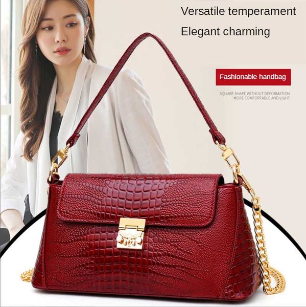 pu armpit bag for women 2020 luxury simple chain design shoulder handbags ladies travel bags small crossbody bags
pu armpit bag for women 2020 luxury simple chain design shoulder handbags ladies travel bags small crossbody bags