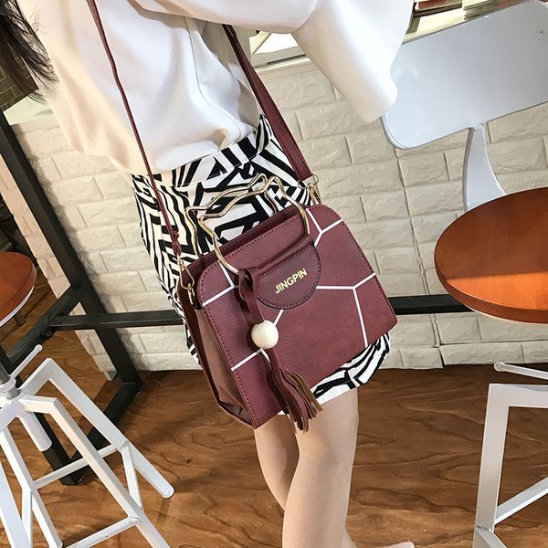 bag 2020 new korean women's simple and fashionable handbag women's bag small square messenger and spring autumn fash
bag 2020 new korean women's simple and fashionable handbag women's bag small square messenger and spring autumn fash
