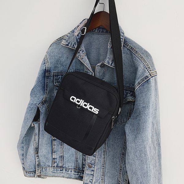 мужские тела new tide unisex роскошный мешок плеча женщин марка крест холст chest сумка мода подросток черный простой стиль открытый b104903
мужские тела new tide unisex роскошный мешок плеча женщин марка крест холст chest сумка мода подросток черный простой стиль открытый b104903