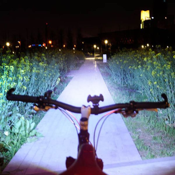 selling bicycle front lamp usb recharger bike mtb strong light waterproof night riding
selling bicycle front lamp usb recharger bike mtb strong light waterproof night riding