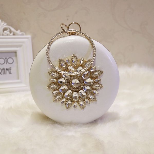 water drill ball ladies handbag japanese and korean fashion simple chain banquet single shoulder slant bag
water drill ball ladies handbag japanese and korean fashion simple chain banquet single shoulder slant bag