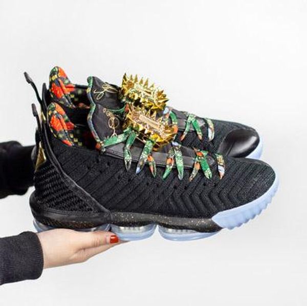 2019 all-star 16 watch the throne men basketball shoes 16s black metallic gold rose frost man designer sports sneakers with box ci1518-00
2019 all-star 16 watch the throne men basketball shoes 16s black metallic gold rose frost man designer sports sneakers with box ci1518-00