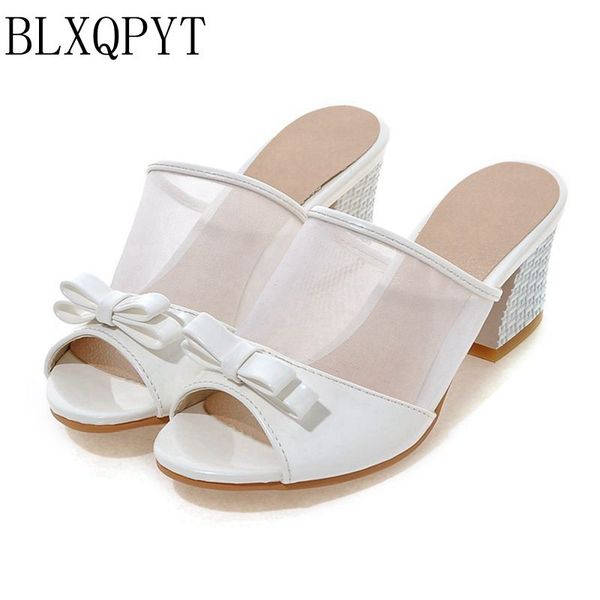2020 sandalias mujer sapato feminino big size 30 45 46 47 48 summer style women shoes casual home beach sandals slippers 8077-1, Black
2020 sandalias mujer sapato feminino big size 30 45 46 47 48 summer style women shoes casual home beach sandals slippers 8077-1, Black