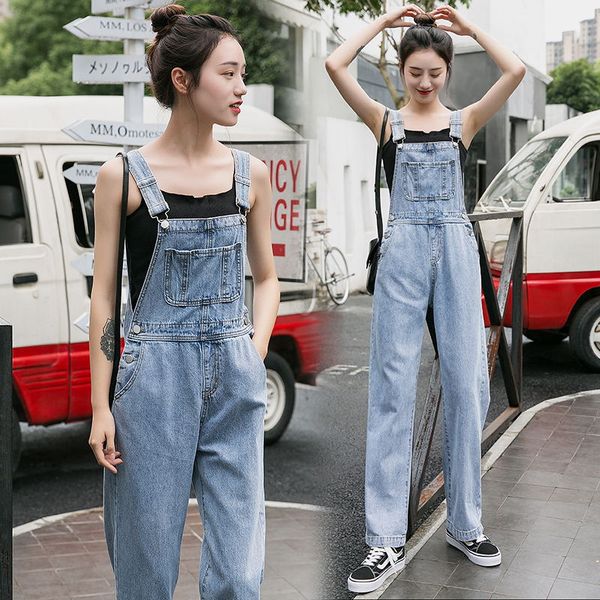 2020 spring and summer new korean version of the loose loose age high waist wide leg denim overalls, Blue
2020 spring and summer new korean version of the loose loose age high waist wide leg denim overalls, Blue