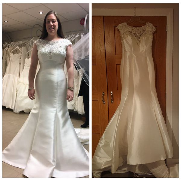 alluring white satin mermaid wedding dresses lace appliques with chapel train crystals beaded wedding dresses plunging back bridal gowns
alluring white satin mermaid wedding dresses lace appliques with chapel train crystals beaded wedding dresses plunging back bridal gowns