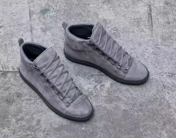 wholesale - new items grey suede lot cut male sneakers skate shoes arena sneakers brand luxury junior sneakers walking high quality, Black
wholesale - new items grey suede lot cut male sneakers skate shoes arena sneakers brand luxury junior sneakers walking high quality, Black