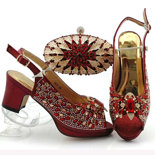 последние african wedding итальянские обуви и сумка наборы украшенных rhinestone обувь женщина конструкторы african wedding насосы, Black
последние african wedding итальянские обуви и сумка наборы украшенных rhinestone обувь женщина конструкторы african wedding насосы, Black