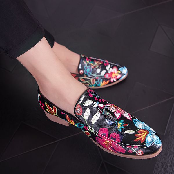 2020 men velvet embroidery snake gentleman oxfords shoes homecoming dress man wedding prom shoes zapatos hombre, Black
2020 men velvet embroidery snake gentleman oxfords shoes homecoming dress man wedding prom shoes zapatos hombre, Black