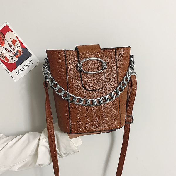 2020 winter new bucket bag embossed women's bag shoulder messenger personalized fashionable wild small
2020 winter new bucket bag embossed women's bag shoulder messenger personalized fashionable wild small