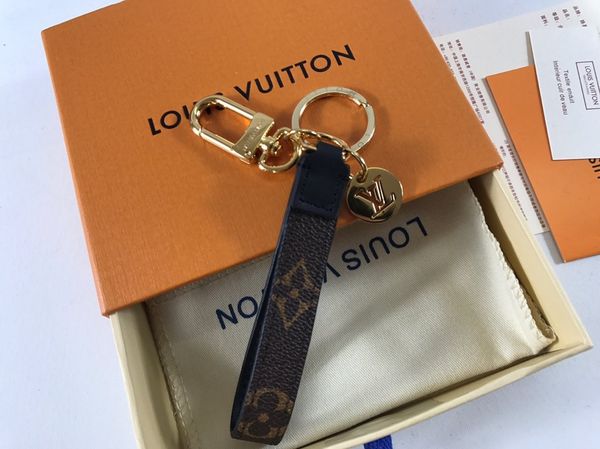 with box fashionable new bag leather keychain fashion designer bag charms key chain love letter leather mobile phone chain pendants k34, Silver
with box fashionable new bag leather keychain fashion designer bag charms key chain love letter leather mobile phone chain pendants k34, Silver