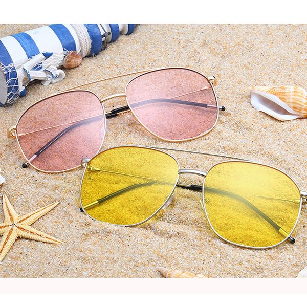 2019 luxury clear mirror sunglasses women men ladies pilot sun glasses oversized gafas rays pink, White;black
2019 luxury clear mirror sunglasses women men ladies pilot sun glasses oversized gafas rays pink, White;black