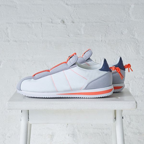 New Fashion Designer Kendrick Lamar x Cortez Basic Slip Trainers House Shoe Men Women Ultra Moire Sneakers Running Shoes Size 36-44
New Fashion Designer Kendrick Lamar x Cortez Basic Slip Trainers House Shoe Men Women Ultra Moire Sneakers Running Shoes Size 36-44